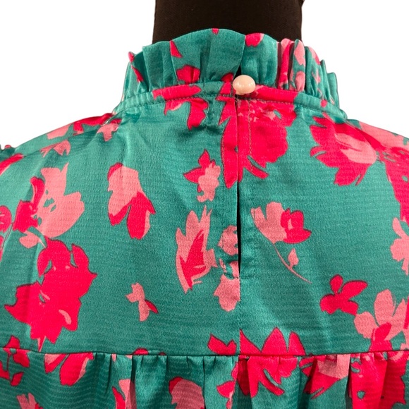 💗 LIAM & CO! STUNNING FLORAL BABY DOLL TOP!! SO FLATTERING & FEMININE!! 💗 - Picture 6 of 13